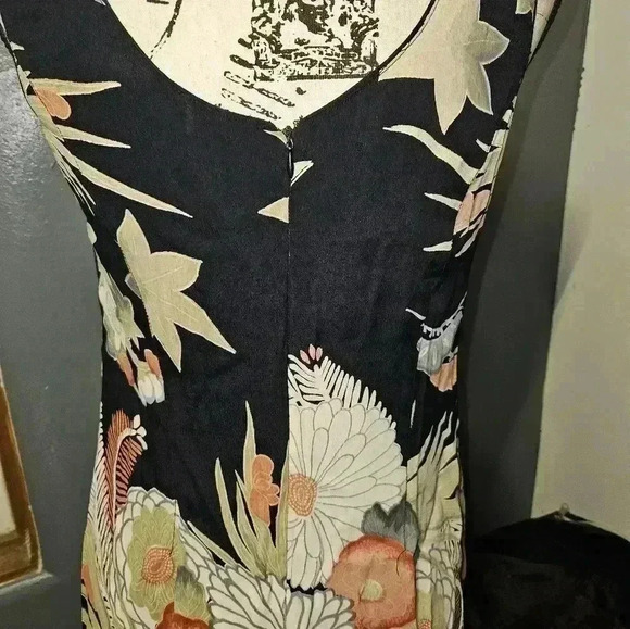 Nostalgia Womans Floral Summer Dress Size S. - Picture 6 of 10